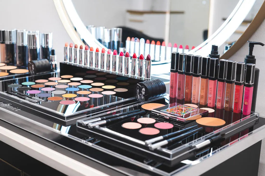 From Novice to Expert: The Essential Makeup Artist Essentials Every Artist Needs